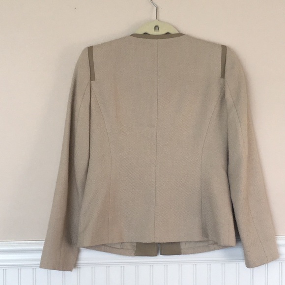 Anne Klein Pant Suit - Picture 2 of 5